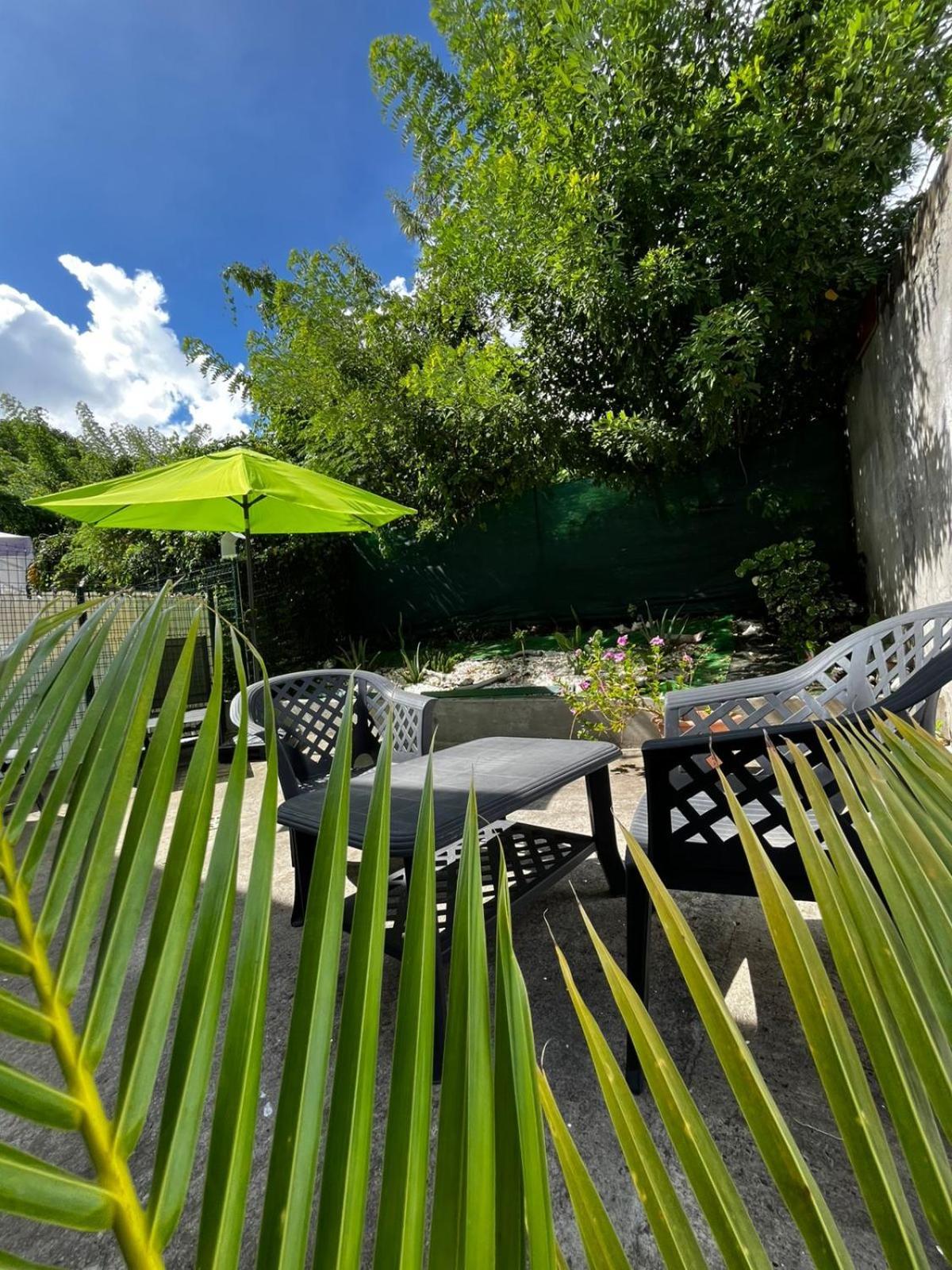 Jasmin - Appartement Face Plage Diamant Ле-Діаман Екстер'єр фото